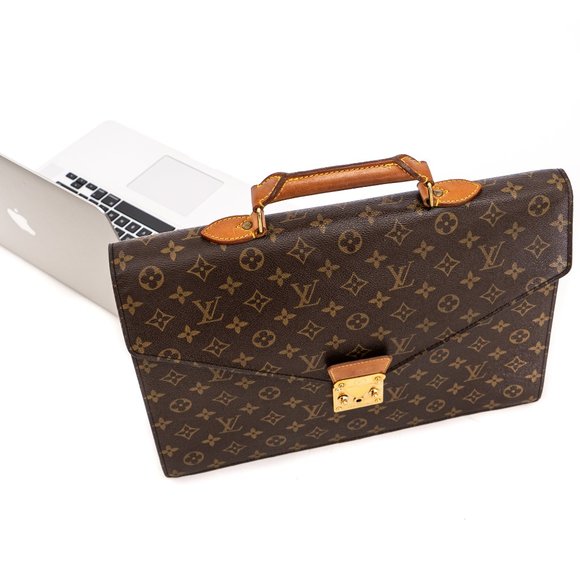 🎉HOST PICK! 🍾LOUIS VUITTON Macbook Briefcase - Picture 16 of 16